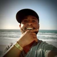 100+ "Daniels-sr" profiles