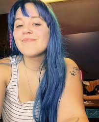 Introduction and photo sharing in a motorcycle club