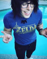 Jessica Peloquin's Instagram, Twitter & Facebook