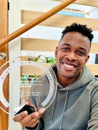 Laureen Rush's Instagram, Twitter & Facebook