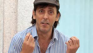 Ed è proprio l'attore fiorentino a ricordarlo su facebook con un post commovente. La Battuta Tormentone Di Massimo Ceccherini All Isola Supereva