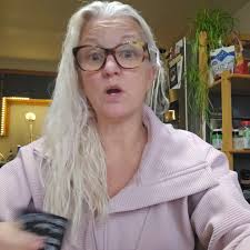 80s Songs Hostess Cards