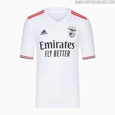Entdecke rezepte, einrichtungsideen, stilinterpretationen und andere ideen zum ausprobieren. Benfica 21 22 Heim Auswarts Trikots Veroffentlicht Nur Fussball