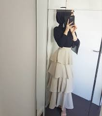 2 192 Likes 32 Comments Hijabrevivalofficial On Instagram Loving This Hijab House Dress Such A Femi Hijabi Fashion Hijab Fashion Muslim Fashion Outfits