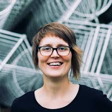 Lisa Overman's Instagram, Twitter & Facebook