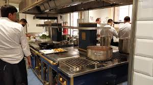 Todos tenemos un adn propio que nos hace irrepetibles. Escuela De Hosteleria Hofmann Electrolux Professional Espana