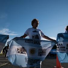 Official web sites of argentina, links and information on argentina's art, culture, geography, history, travel and tourism, cities, the capital of argentina, airlines, embassies. Argentina Spied On Families Of Lost Submarine Crew Officials Say The New York Times