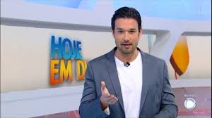 Sérgio marone (são paulo, february 4, 1981) is a brazilian television, theatre and film actor and television host. Sergio Marone Estreia Como Apresentador No Hoje Em Dia Youtube