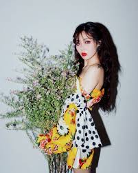 Blue outdoor flower shower, flower shower head, unique shower head, nature inspired custom made outdoor flower shower head. Daily Hyuna Flower Shower Hyuna Kim Kpop Girls