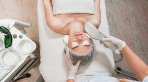It had been performed experimentally for about twenty years before becoming commercially available in 1995 and 1996. Shr Vs Ipl Which Laser Hair Removal Treatment Is Right For You The Singapore Women S Weekly