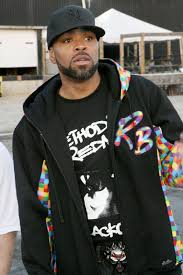 (born march 2, 1971), better known by his stage name method man, is an american rapper, songwriter, record producer and actor. Pin On Method Man
