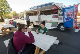 The only food truck parking you may have (in this area downtown) is if it's in a private parking lot or unfortunately, it was one food truck long before the food truck scene started in boise that ruined it. Find Boise Food Trucks Near You With Street Food Finder App Idaho Statesman