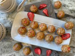 Strawberry Peanut Butter High Protein Energy Bites