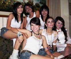 Jika ini kurang cocok silahkan pilih. Bunga Band Home Facebook