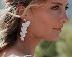 FILIA // White Flower Wedding Earrings, Floral Bride Earrings, Bridal  Statement Earrings, Wedding Flower Earrings, Garden Party Earrings