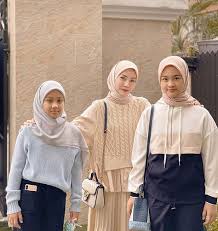 Branding strategies in the malaysian beauty industry. Masya Allah Cantik Ibu Dan Anak Macam Kakak Dan Adik Je Netizen Berita Kopak Media