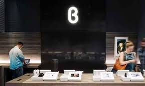 15 on melrose avenue in los angeles, in the west hollywood shopping district, . Experiential Retailer B8ta Scores 50 Million Series C Launches Ark Marketplace Platform To Enable Retailers To Operate Their Own Retail As A Service Tech News Startups News