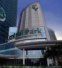What are some restaurants close to pullman jakarta central park? Central Park Jakarta Podomoro City E Architect