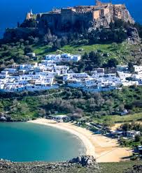 Zu spüren waren die erschütterungen unter anderem auf den griechischen touristeninseln kreta, rhodos und kos. The Beach And Acropolis In Lindos Rhodes Greece Greece Beach Greek Travel Greece Travel