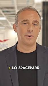 David Avino's Instagram, Twitter & Facebook