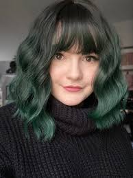 Green wig with new arrivals fringe