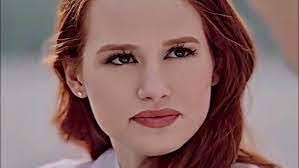 Daisy Fairchild's Instagram, Twitter & Facebook