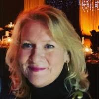 Mel Dodson's Instagram, Twitter & Facebook