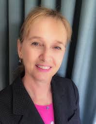 Tracy Kendall's Instagram, Twitter & Facebook