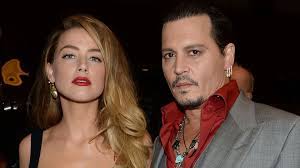 Amber heard wrote that johnny depp wrapped his shirt around her neck and hit her in a furious row on their honeymoon, the high court trial heard today. Amber Heard Gericht Fordert Offenlegung Ihrer Spendengelder Gala De