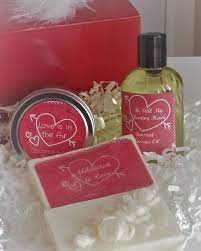 Couples Spa Gift Set Romantic Spa Gift Box Luxury Massage Etsy Massage Gift Spa Gifts Set Massage Oil