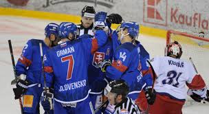Slovenské národné hokejové mužstvo patrí medzi reprezentačné hokejové mužstvá v elitnej top divízii majstrovstiev sveta. Hokej Euro Hockey Challenge Slovensko Cesko 1 Zapas Trencin Fotka 1 Z 6 Webnoviny Sk