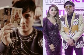 Atta halilintar dan aurel hermansyah kerap dikabarkan memiliki hubungan yang spesial. Sebut Hubungan Aurel Hermansyah Dan Atta Halilintar Hanya Settingan Untuk Menyenangkan Penonton Denny Darko Ungkap Perasaan Sang Youtuber Yang Sesungguhnya Sepertinya Naksir Semua Halaman Sosok