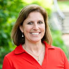 Jenifer Davis's Instagram, Twitter & Facebook