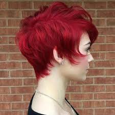 This ruffled style adds laidback vibes even at red carpet events. 100 Mind Blowing Short Hairstyles For Fine Hair Hair Styles Short Red Hair Short Hair Styles