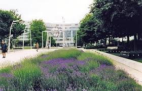 Jardin Atlantique Gare Montparnasse Paris France Michel Pena With Whom I Ve Worked With Francois Brun Pays Landschaftsdesign Offentlicher Garten Parks