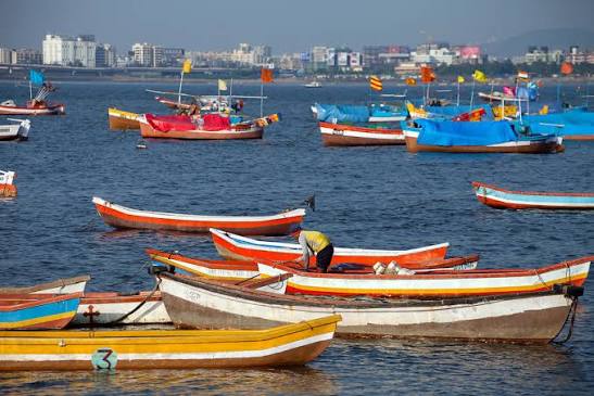 Brett Cole Photography | Fishing boats in Mahim Bay near Worli, Mumbai, India. photo