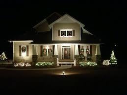 Craftsman Christmas Wreaths On The Windows Outdoor Christmas Outdoor Christmas Decorations Christmas Porch
