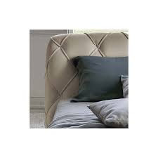Scopri ricette, idee per la casa, consigli di stile e altre idee da provare. Letto Flair Poltrona Frau