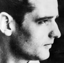 This is the story sophie scholl, one young member of the white rose. Hans Scholl Wie Der Kopf Der Weissen Rose Festgenommen Wurde Welt