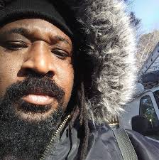 Is the SC400 ECU outputting 12V to the MREL wire?