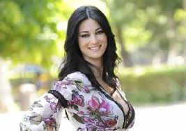 Recentemente ha sposato olga plachina ed è diventato papà. Manuela Arcuri Eta Altezza Peso Fidanzato Figlio Fratello Sergio Arcuri Instagram Vita Privata E Biografia