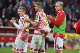 So ist der stand vor dem derby gegen gladbach mitgliederversammlung. 1 Fc Koln Karnevalstrikot Ist Der Kassenschlager Express De