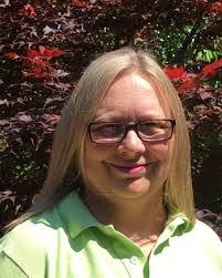 Melanie Norton's Instagram, Twitter & Facebook