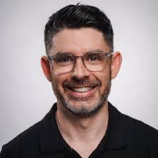 Justin Bannister's Instagram, Twitter & Facebook