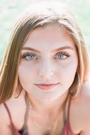 My grandma peacefully reunited with Hailey this morning, taking her last  breath at 3:33 am, with her loved ones by her side. I'm grateful they're  together in perfect peace. Thank you for