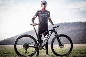 Poznal to i ondřej cink ve finále olympijského závodu cross country. Ondrej Cink Oblekl Dres Kross Racing Teamu Tymy A Kluby Clanky Mtbs Cz