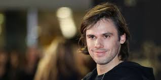 Paroles, paroles, parole que tu es belle! Rap Pour Orelsan La Fete N Est Pas Finie