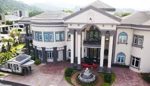 Original image property of respective owners. Ini Rumah Mewah 10 Selebriti Malaysia Yang Buat Ramai Ternganga Diari