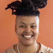 Pagode Presente! é conjunto, construção em coletivo e para isso, contamos  com um time incrível nesse processo. Bora conhecer? Passe pro lado e veja  ➡️ 🔹 Rodrigo Tamboreiro é percussionista e músico