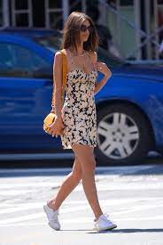 Gorgeous emily ratajkowski in a black and white photo. Emily Ratajkowski Wears A Realisation Par Dress In New York Vogue
